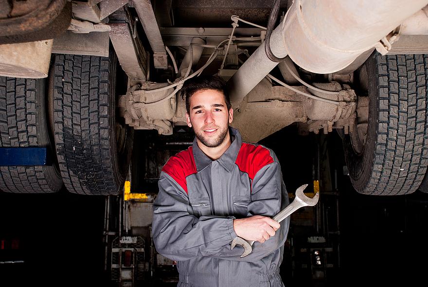 Kfz-Mechatroniker (m/w/d) in Buchholz – ab 19€ / Std.; Personalvermittlung